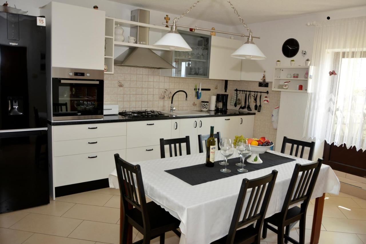 Apartment Rita เซนญ์ ภายนอก รูปภาพ